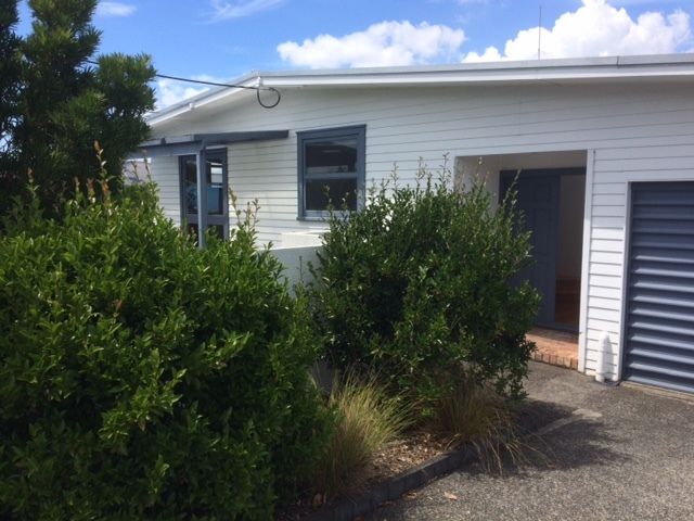 2/102a Manuka Road, Bayview, Auckland - North Shore, 2 कमरे, 1 बाथरूम