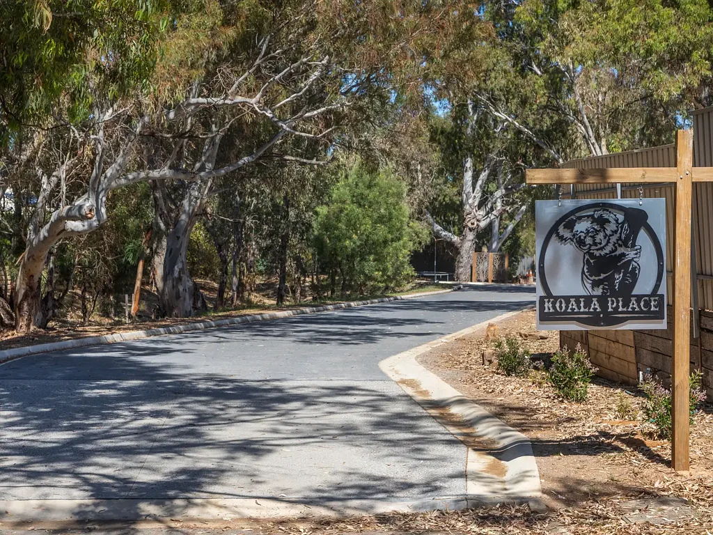 Woodcroft Rare Vacant Land Opportunity 719sqm (Approx.) - Discover Your Dream Property in Woodcroft