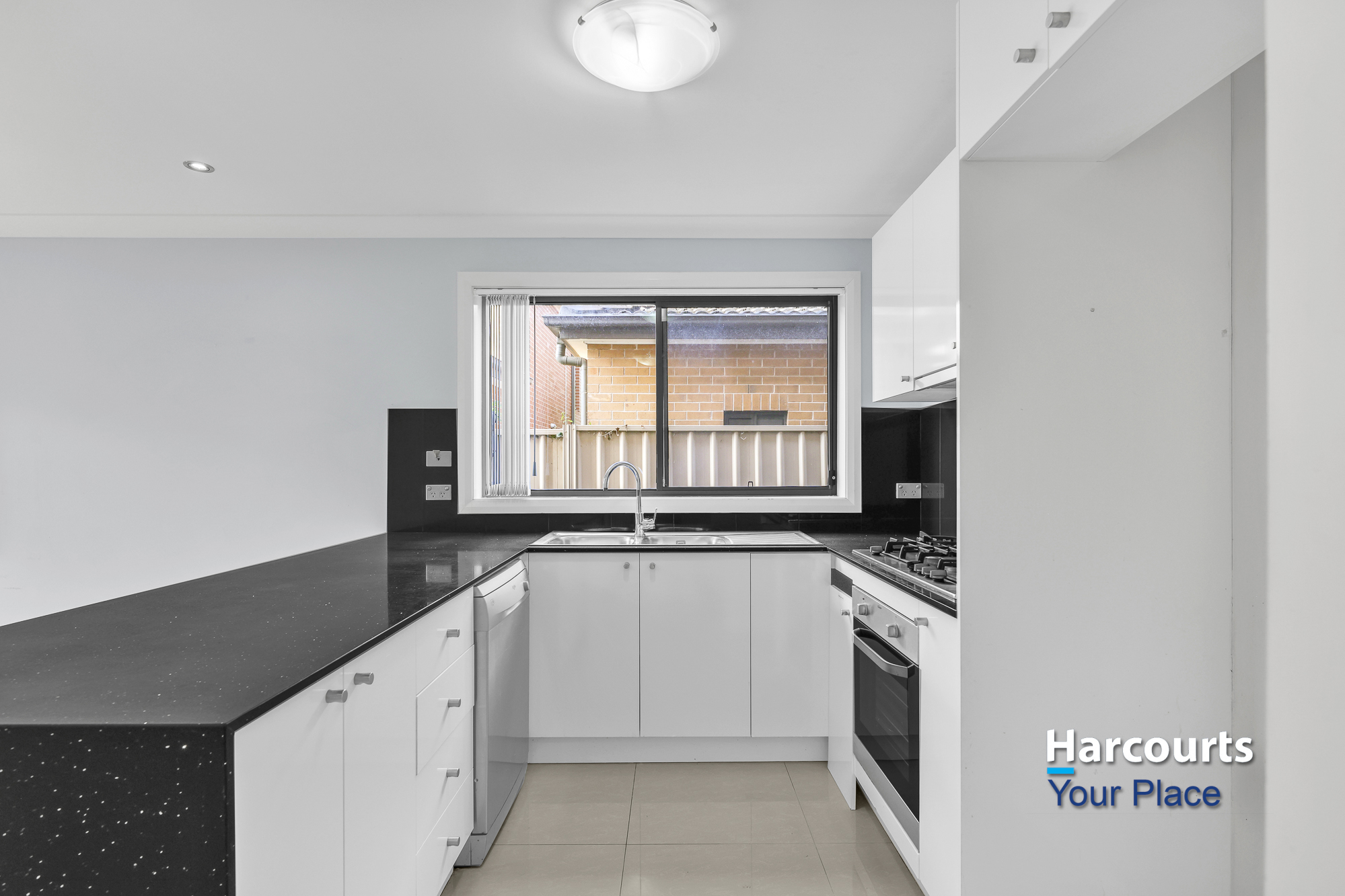 15 BLACKWOOD ST, CLAREMONT MEADOWS NSW 2747, 0 غرف, 0 حمامات, Townhouse