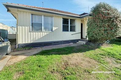 Horsham 3 Slaapkamer Investment Opportunity with Established Rental Return