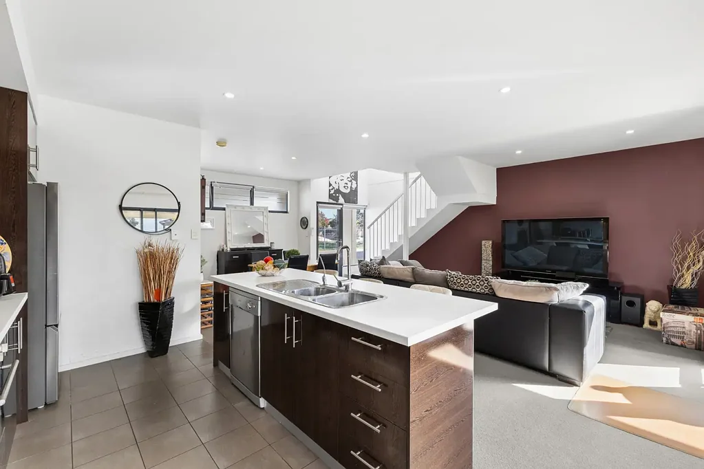 Ottoway 2Kwarto Perfect For First Home Buyers & Investors.. OPEN TOMORROW 12:00 - 12:40pm