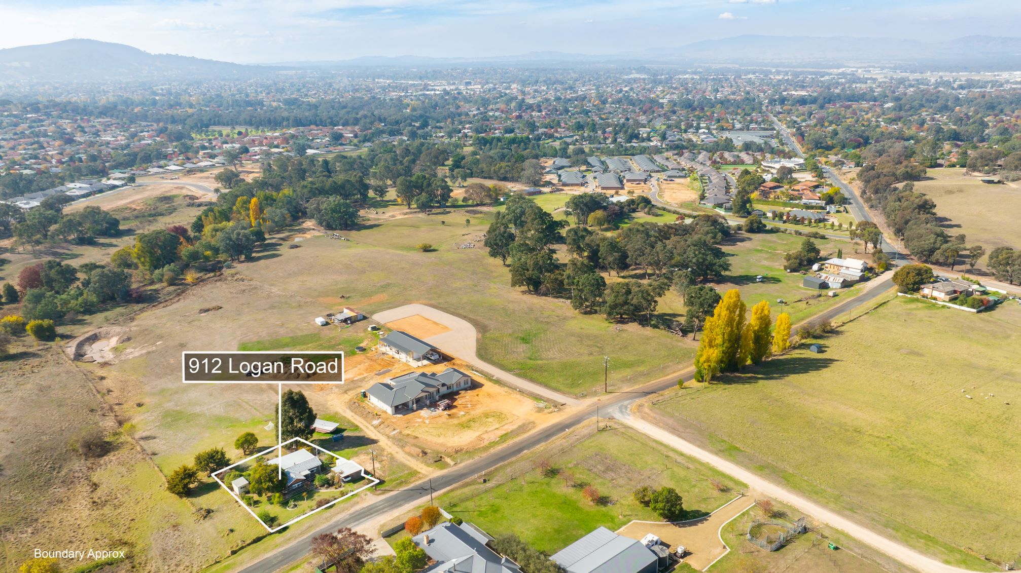 824 LOGAN RD, GLENROY NSW 2640, 0 chambres, 0 salles de bain, House