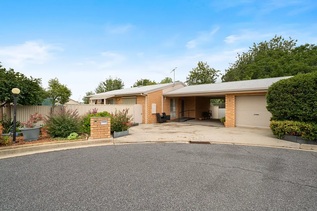 Rutherglen 2બેડરૂમ Perfectly positioned retirement gem in Indigo Court