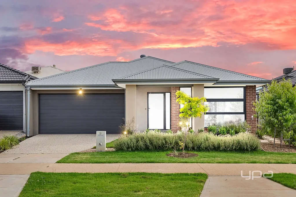 9 Paradise Crescent, Aintree, VIC 3336