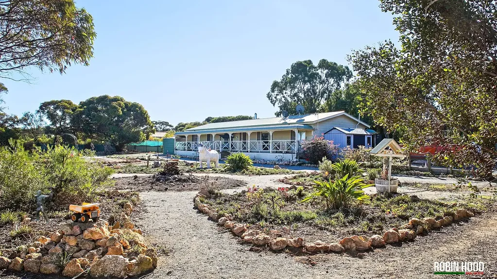 10 South Terrace, Lipson, SA 5607