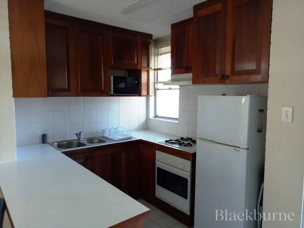 UNIT WITH STUNNING VIEWS