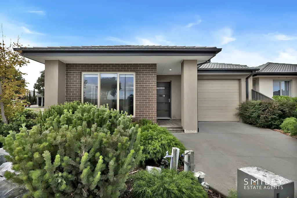 Modern Family Living in the Heart of Craigieburn
