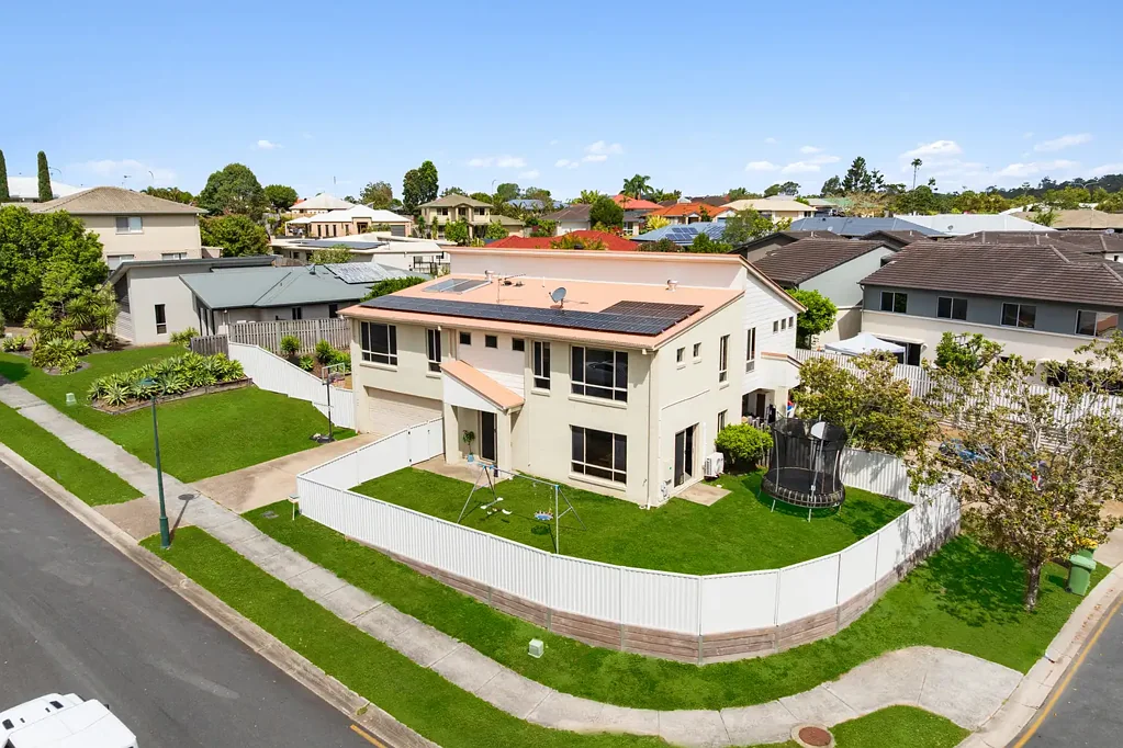 Pacific Pines 4ห้องนอน Spacious Yard, Sleek Finishes & A Lifestyle You'll Love!