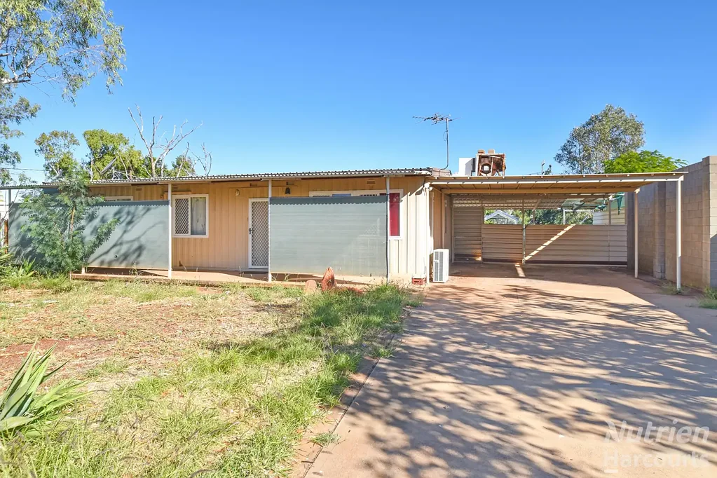 Tennant Creek 3 Bedroom 8.8% Great Return on Nice Home!