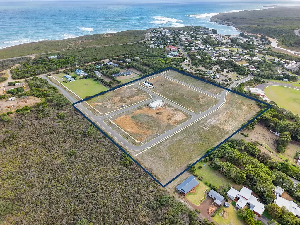 Port Campbell Experience Coastal Serenity and Sustainable Living at Arches, Port Campbell