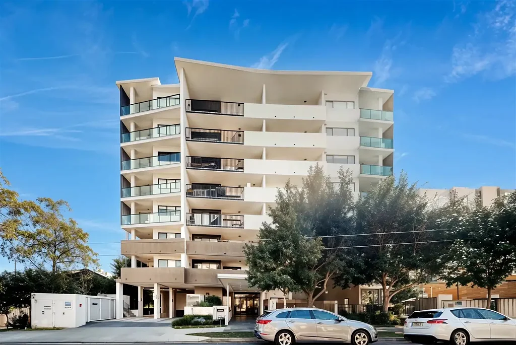 207/9 REGINA STREET, Greenslopes, QLD 4120