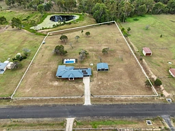 16 Jacana Drive, Adare