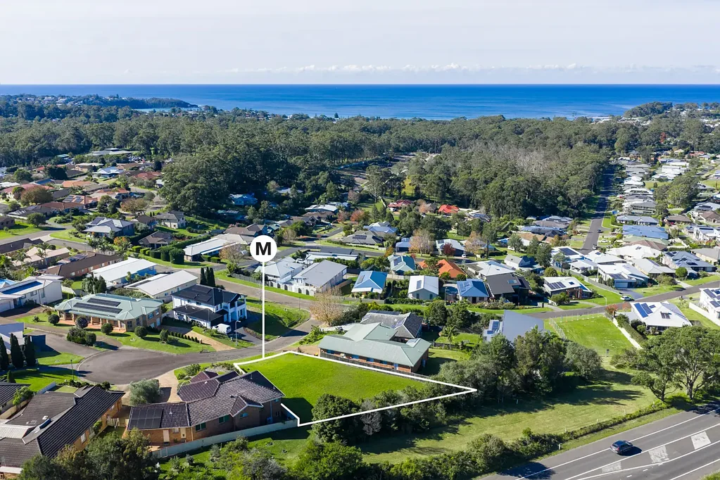 Mollymook Ocean Views & Endless Possibilities – Prime Land in Mollymook
