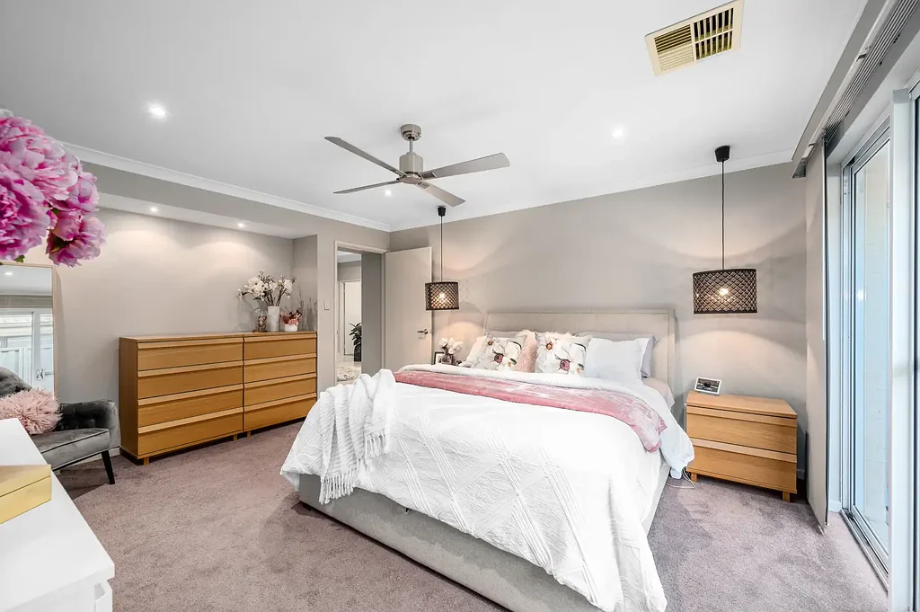 11 Rothery Loop, Piara Waters, WA 6112