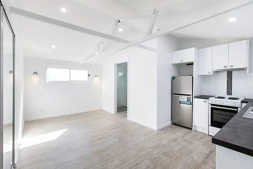 As New Studio/ Granny Flat Including bills.