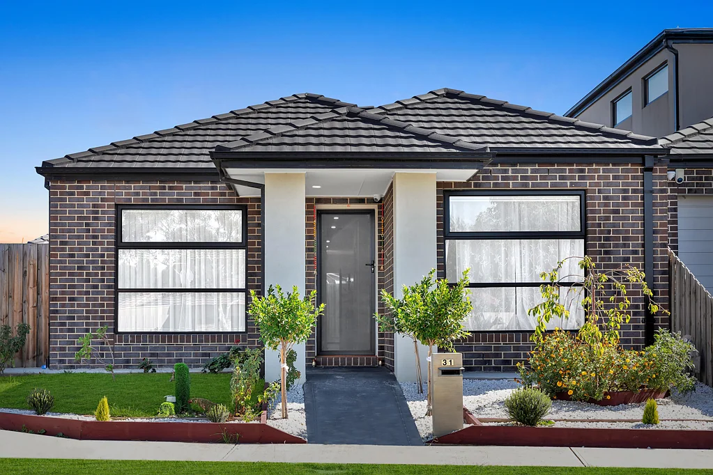 31 Sommeville Drive, Roxburgh Park, VIC 3064