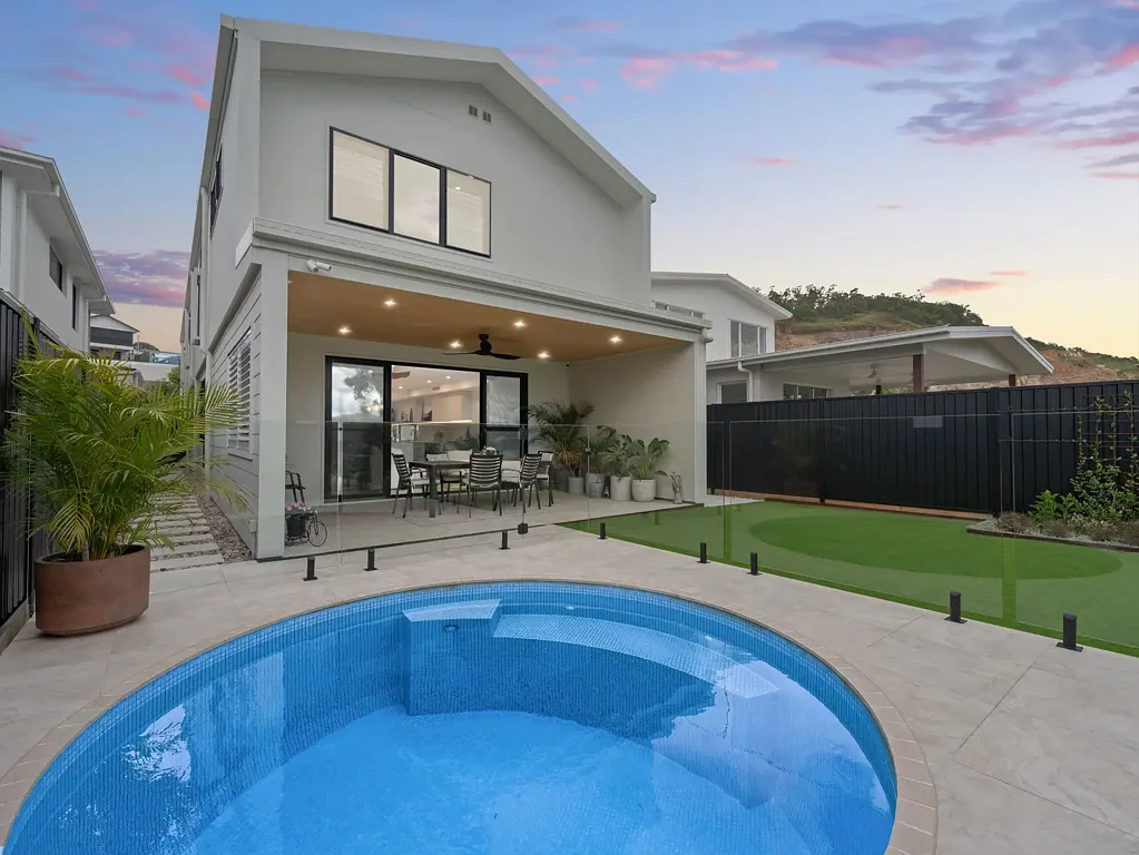 39 Ridgeline Way, Keperra, QLD 4054