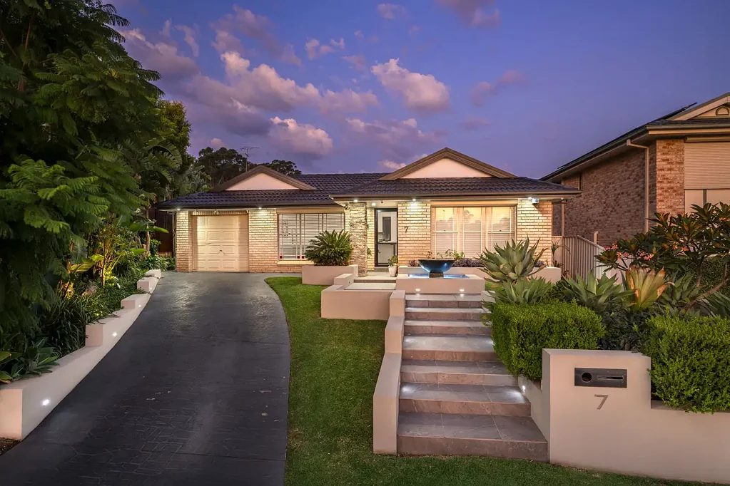 7 Gunara Terrace, Glenmore Park, NSW 2745