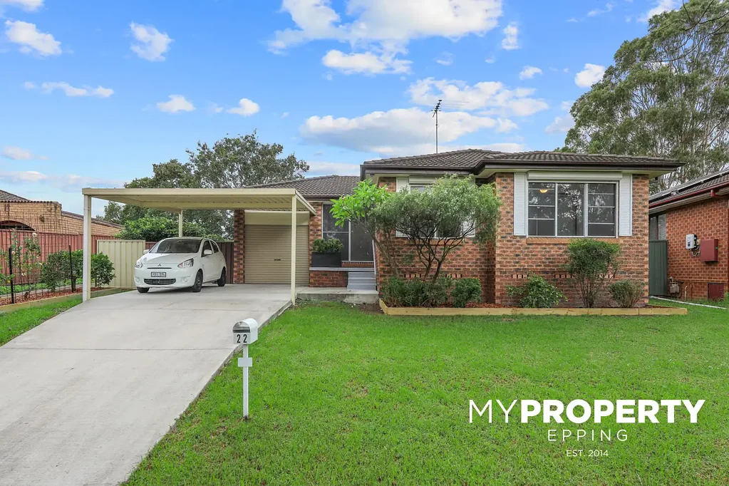 DELIGHTFUL FULLY RENOVATED HOME IN PRIME LOCATION WITH SOLAR POWER