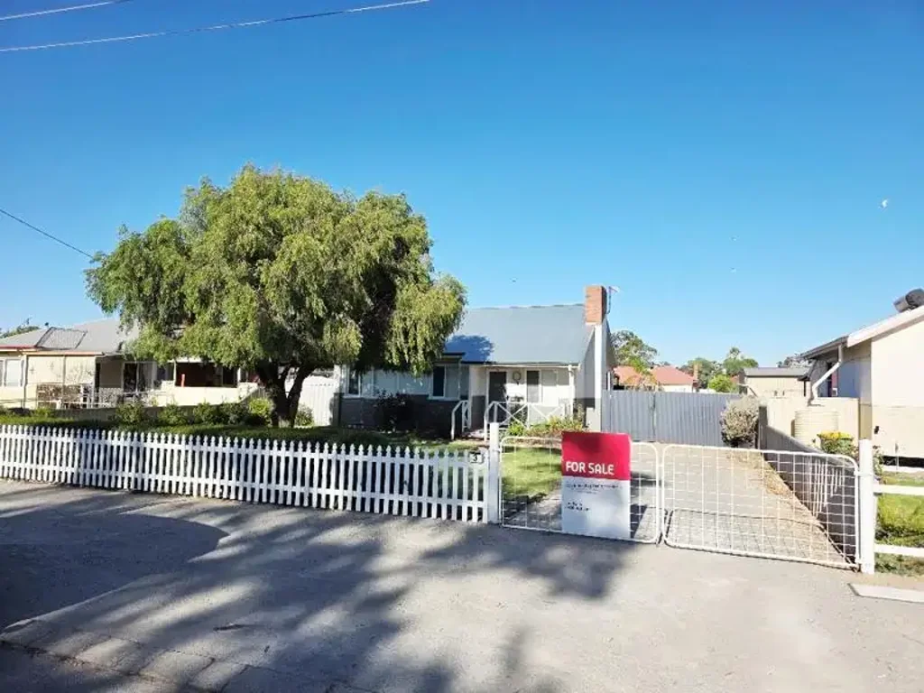 3 LENANE Street, Moora, WA 6510