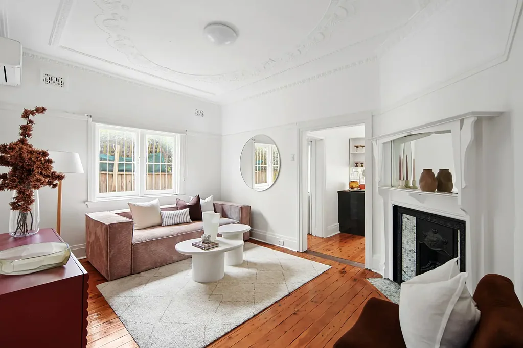 Summer Hill 2Kwarto Charming Freestanding Character Home in a Prime Summer Hill Setting