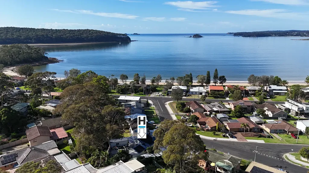 9 Timbara Crescent, Surfside, NSW 2536