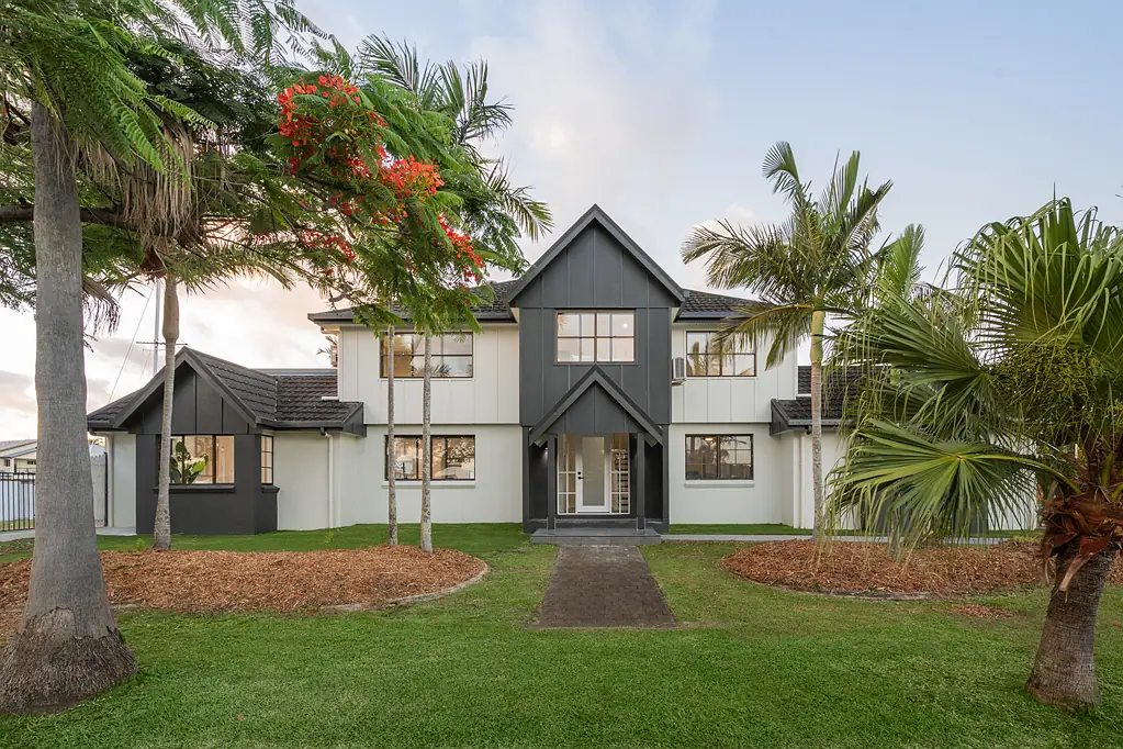 1 France Court, Newport, QLD 4020