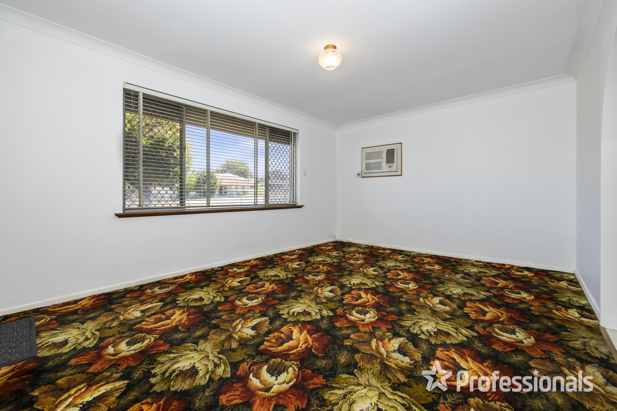 50 HAINSWORTH AV, GIRRAWHEEN WA 6064, 0房, 0浴, House