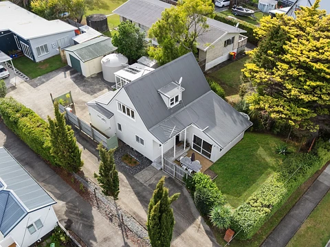 Manly 4房  Walking distance to beaches, cafes & schools