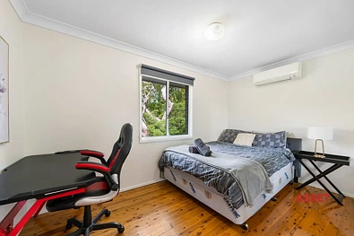 Address Withheld, East Killara, NSW 2071, 5 rūma, 2 rūma horoi, House