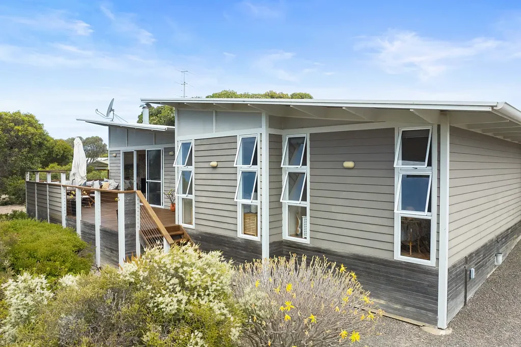 5 Eucalyptus Court, Marion Bay, SA 5575