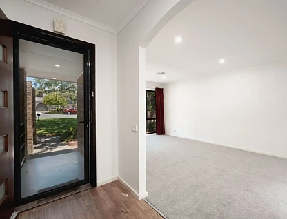 16 Perry Drive, Chapman, ACT 2611, 4 ਕਮਰੇ, 2 ਬਾਥਰੂਮ, House