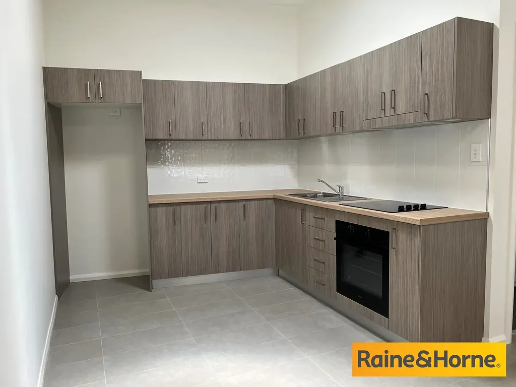 RENOVATED 2 BEDROOM UNIT