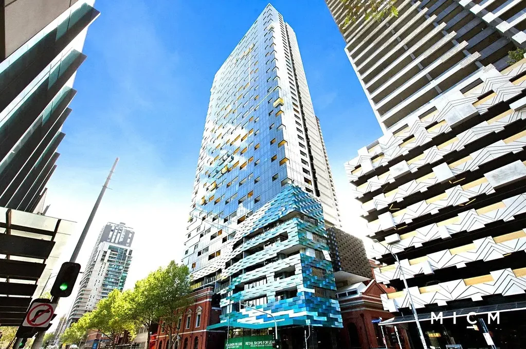 AMAZING ONE BEDROOM APARTMENT - FURNISHED