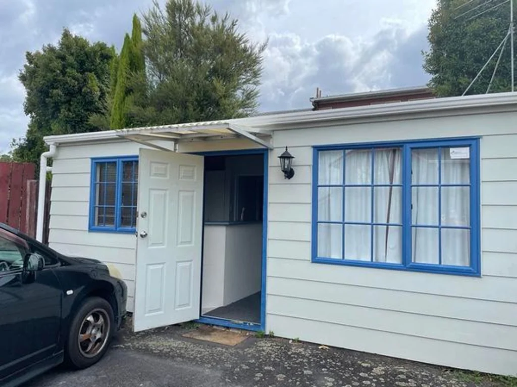 5B Akehurst Ave, New Lynn