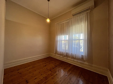 1/486 Seaview Road, Henley Beach, SA 5022, 2 Bedrooms, 1 Bathrooms, Apartment