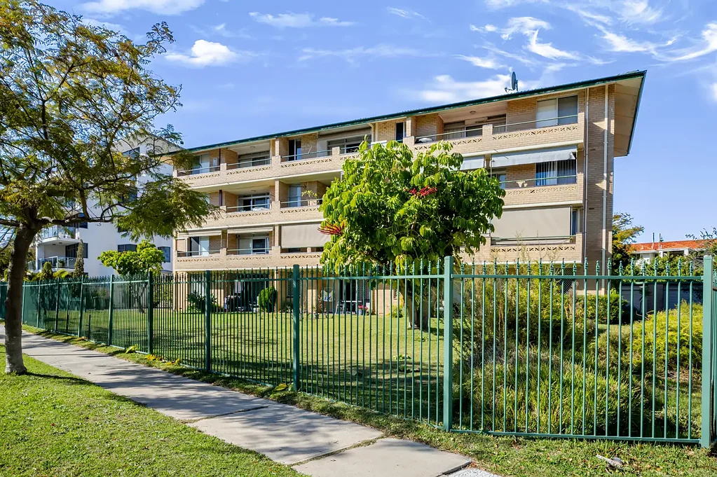 South Perth 2ห้องนอน Walk To Mends Street and The River Foreshore