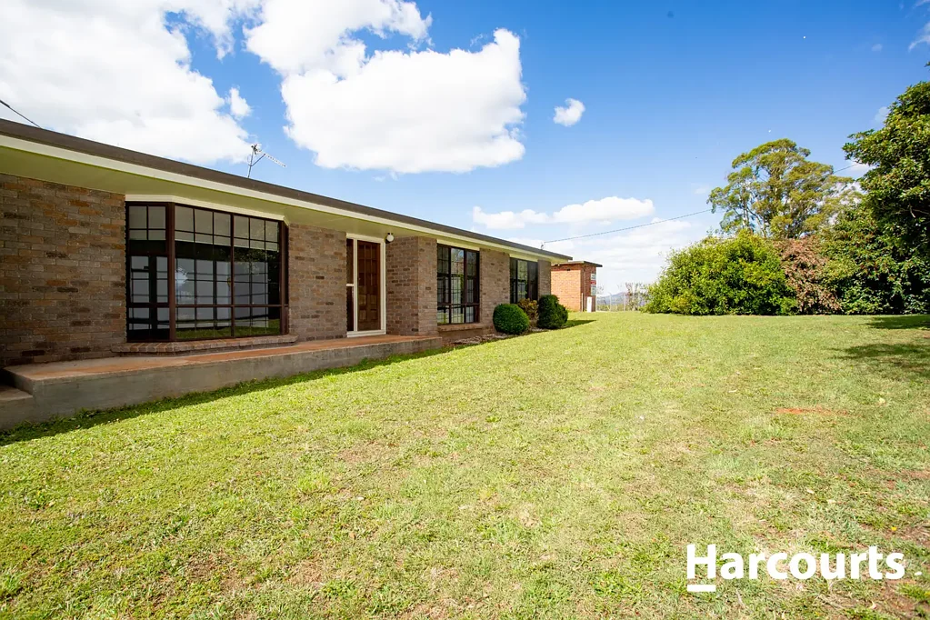 Deloraine 3房  Nestled on the outskirts