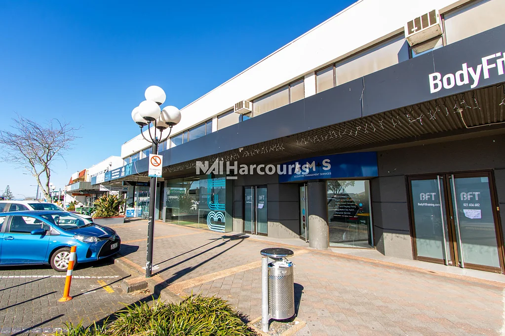 Birkenhead  Large Birkenhead Retail Opportunity