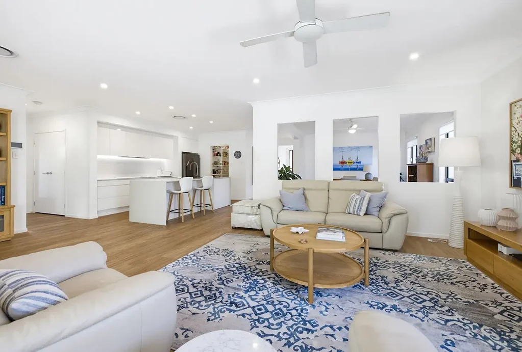 Cooroy 4 Slaapkamer Dual Living in COOROY...