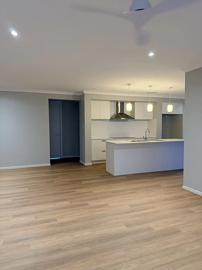 Adres Weerhou, Nikenbah, QLD 4655, 4 slaapkamers, 2 badkamers, House