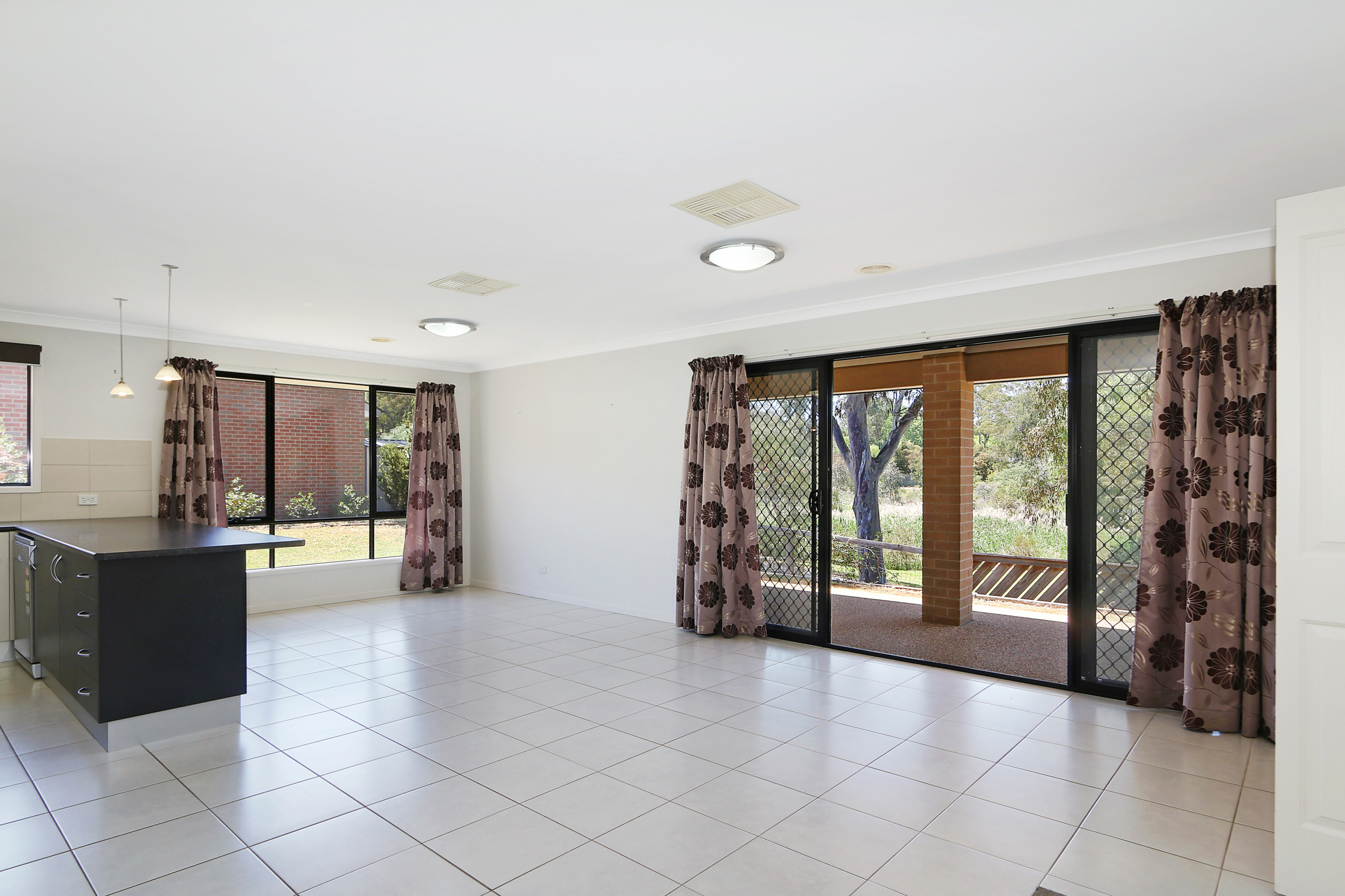 18 STANGER CT, WODONGA VIC 3690, 0 غرف, 0 حمامات, House