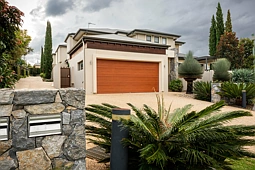 Unit 2/223A Mackenzie St, Centenary Heights