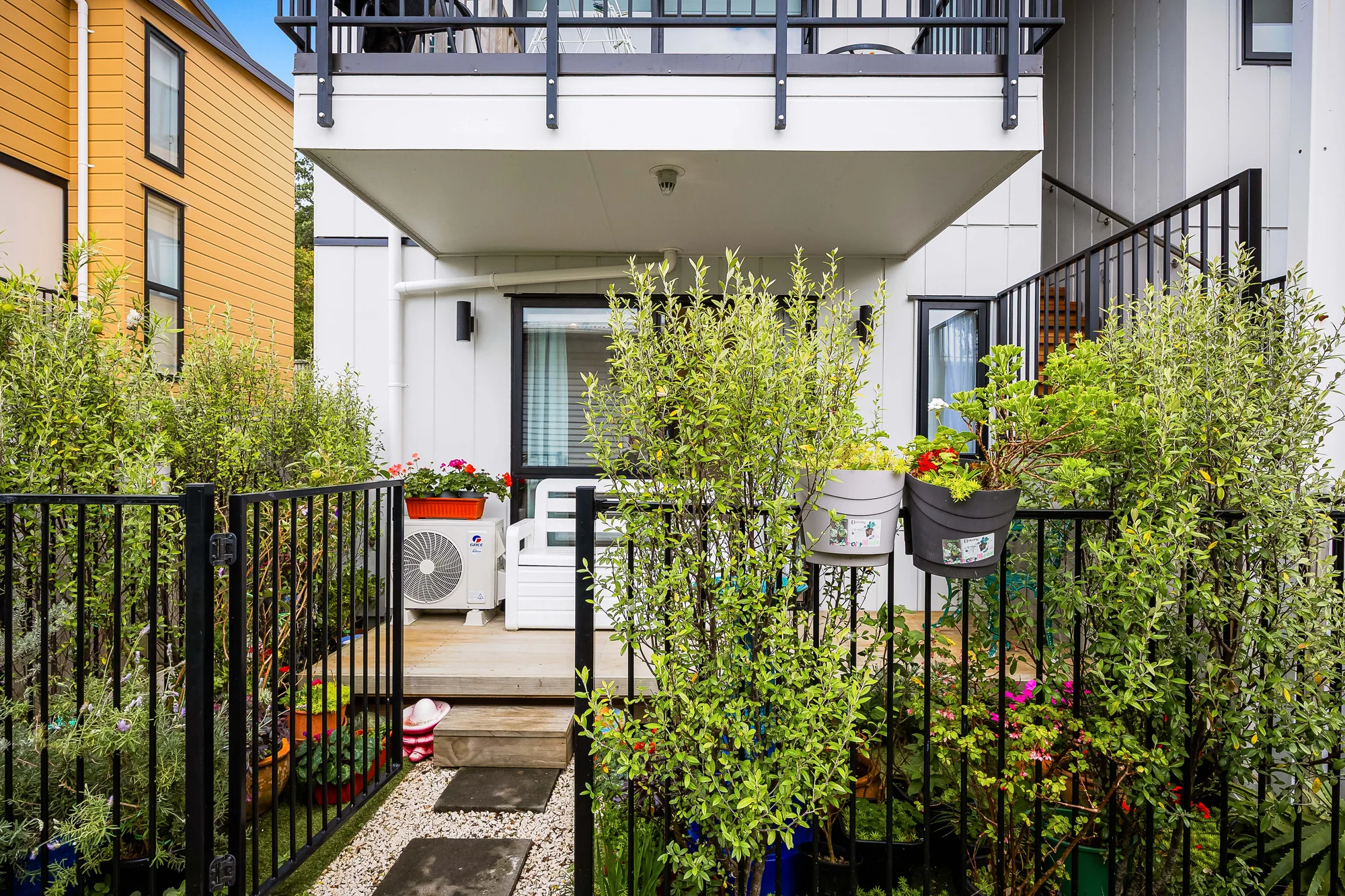 Glenfield 1Kwarto Easy Living - Lock up & Leave!
