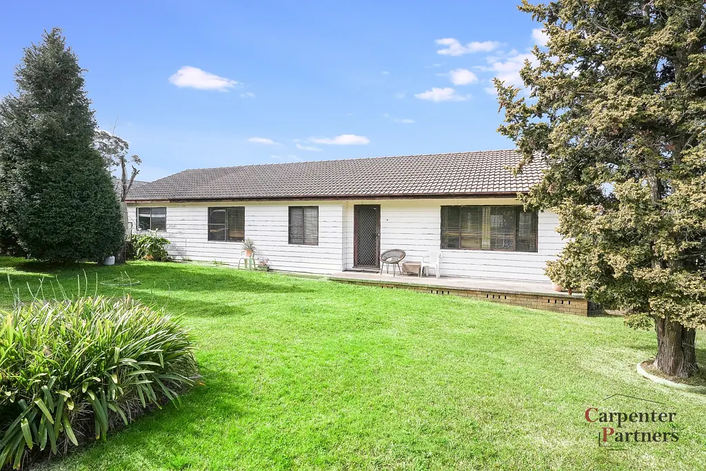 4 Wyong Street, Hill Top, NSW 2575