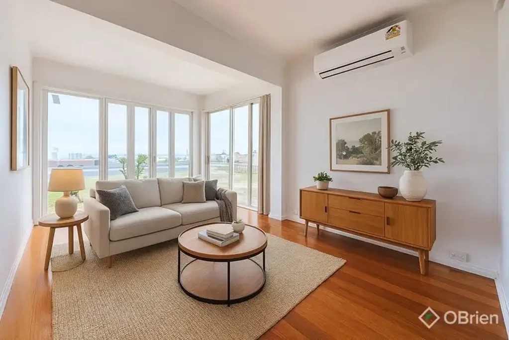 BEACHFRONT BLISS WITH BAY VIEWS
