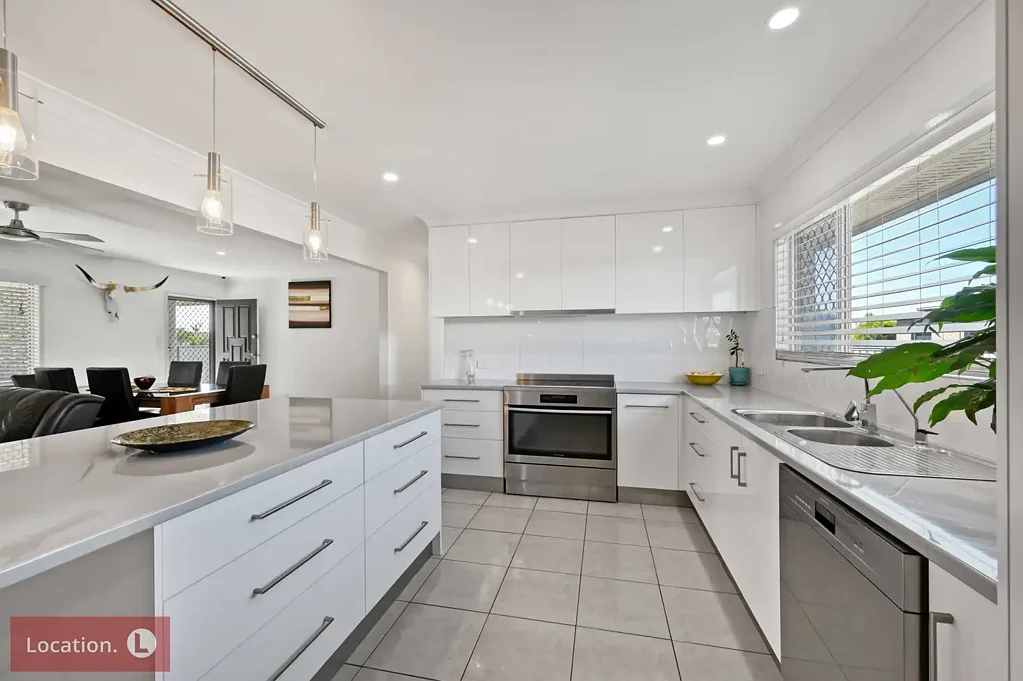 Avenell Heights 3Zimmer Modern Style, Family Comfort & Prime Position in Avenell Heights!