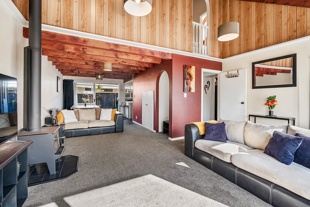 Tikipunga 2chambre Stylish, Sunny & Seriously For Sale!