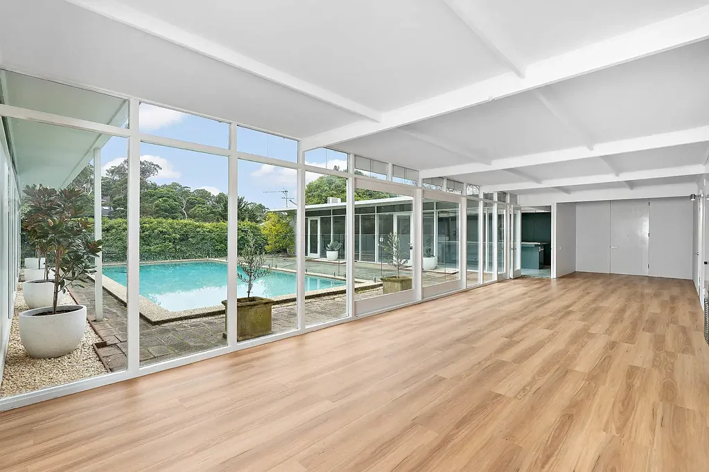 Architectural Family Home in Mount Eliza's Woodlands