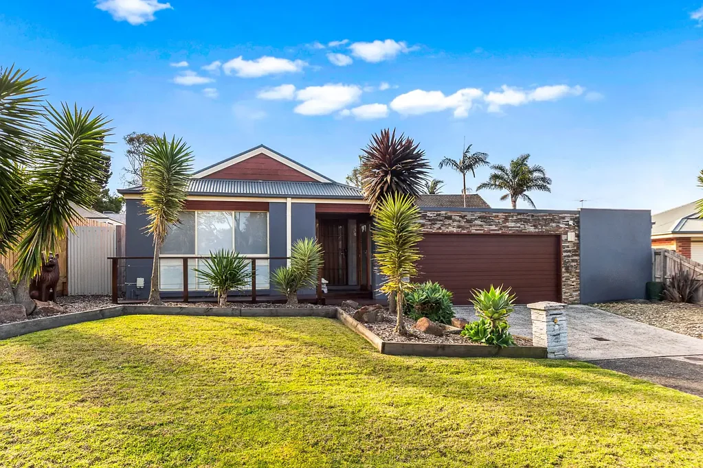 4 Wahgunyah Crescent, Langwarrin, VIC 3910
